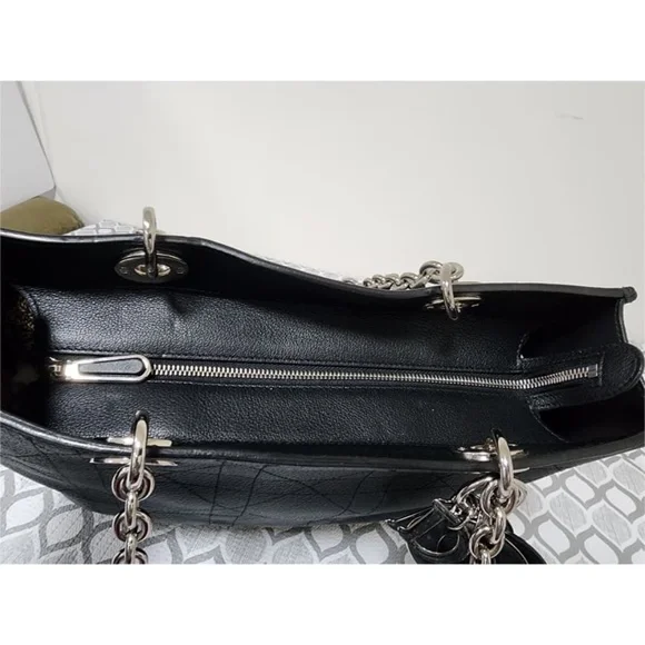 Authentic CHRISTIAN DIOR Grained Calfskin Leather Cannage Quilted Medium Ultradi - Picture 12 of 13